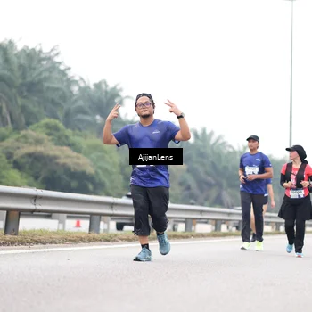 Runner Photo 7424796