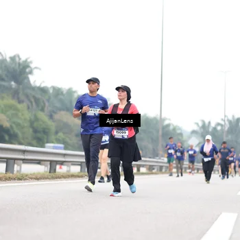 Runner Photo 7424798