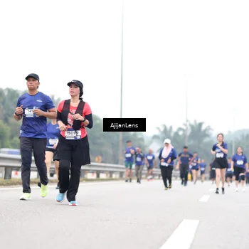 Runner Photo 7424837