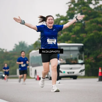 Runner Photo 7424857