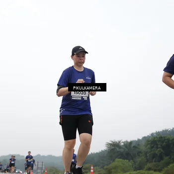 Runner Photo 7424864
