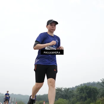Runner Photo 7425001