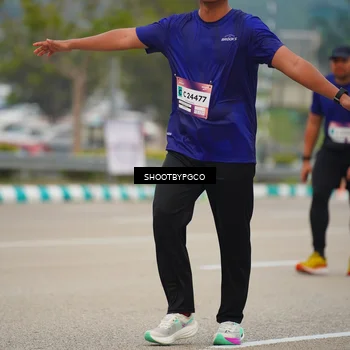 Runner Photo 7425003