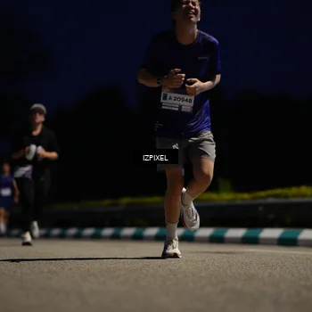 Runner Photo 7425018