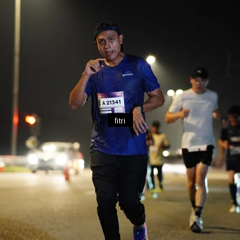 Runner Photo 7425030