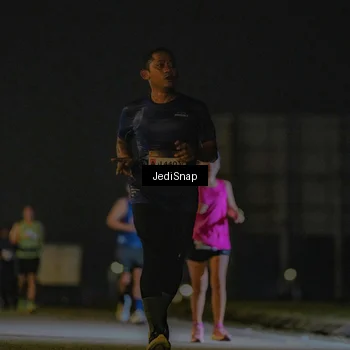 Runner Photo 7425040