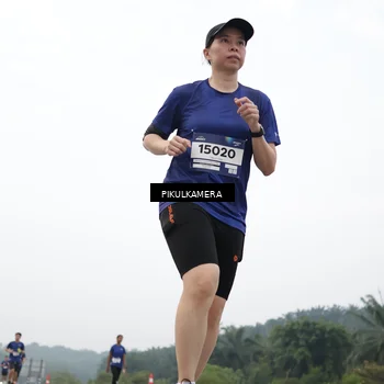 Runner Photo 7425048