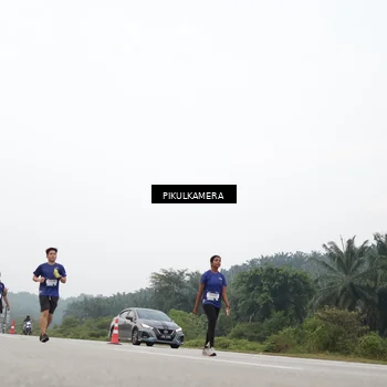 Runner Photo 7425052