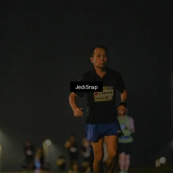 Runner Photo 7425067