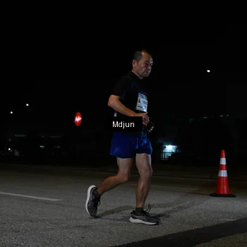 Runner Photo 7425096