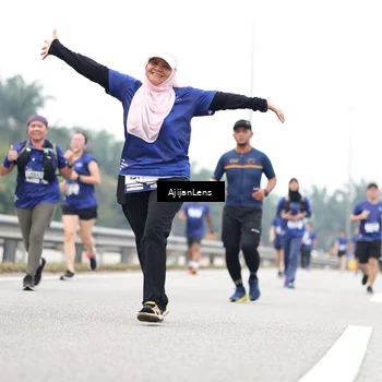 Runner Photo 7425100