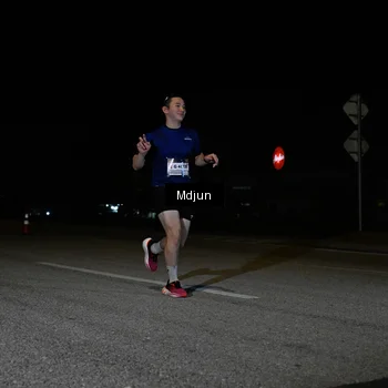 Runner Photo 7425101