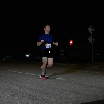 Runner Photo 7425104
