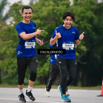 Runner Photo 7425105