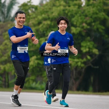 Runner Photo 7425232