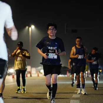 Runner Photo 7425241