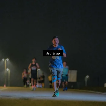 Runner Photo 7425246