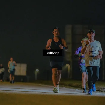 Runner Photo 7425255