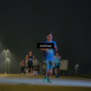 Runner Photo 7425265