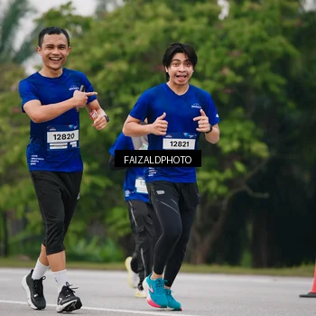 Runner Photo 7425273