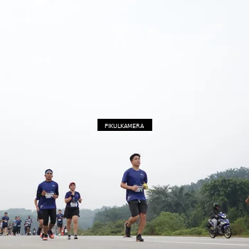 Runner Photo 7425288