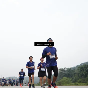 Runner Photo 7425309