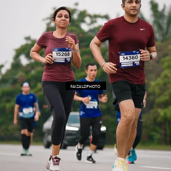 Runner Photo 7425312