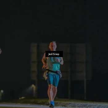 Runner Photo 7425313