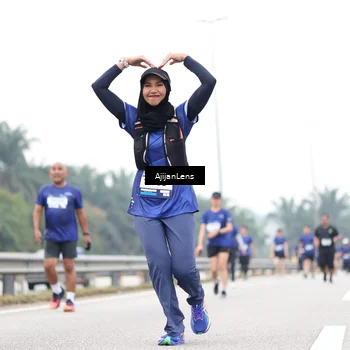 Runner Photo 7425315