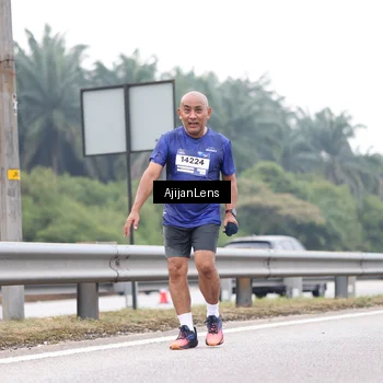 Runner Photo 7425450