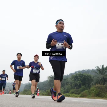 Runner Photo 7425502