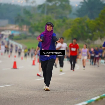 Runner Photo 7425503