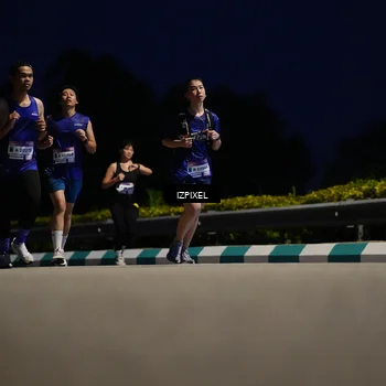 Runner Photo 7425664
