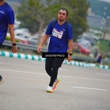 Runner Photo 7425668