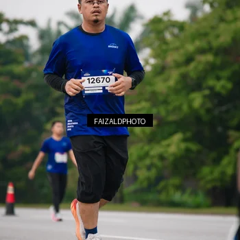 Runner Photo 7425671
