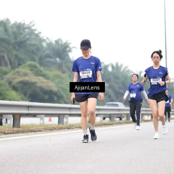 Runner Photo 7425680