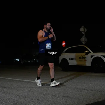 Runner Photo 7425715