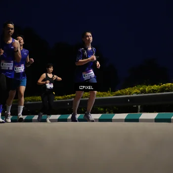 Runner Photo 7425734