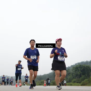 Runner Photo 7425736