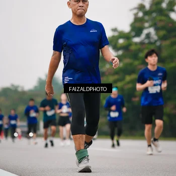 Runner Photo 7425822