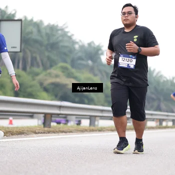 Runner Photo 7425838