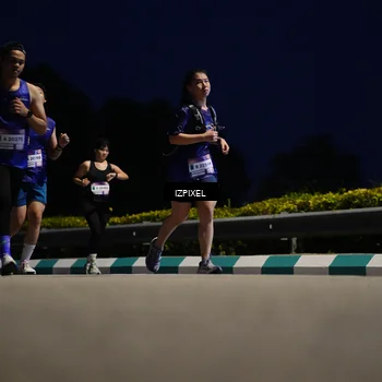 Runner Photo 7425871