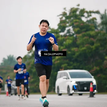 Runner Photo 7425952