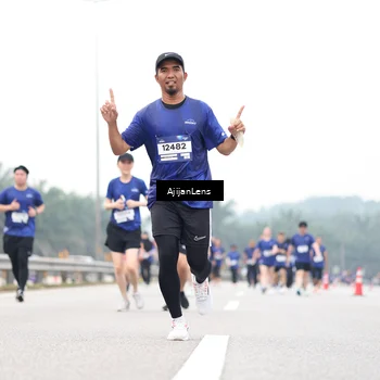 Runner Photo 7425959