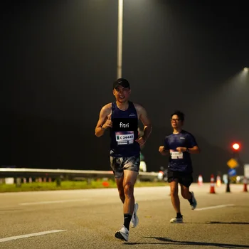 Runner Photo 7425968