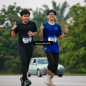 Runner Photo 7425990