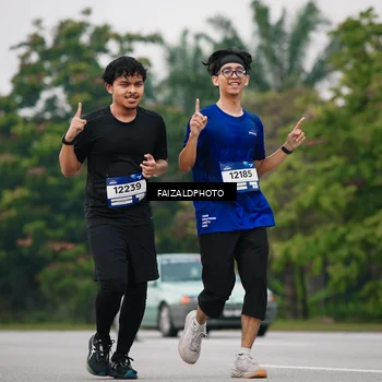Runner Photo 7425991