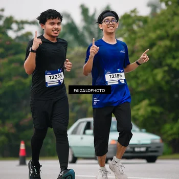 Runner Photo 7425994