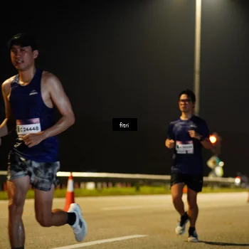 Runner Photo 7426007