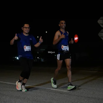 Runner Photo 7426011